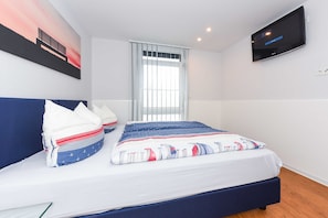 2 Schlafzimmer, Reisekinderbett, WLAN