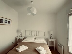 2 Schlafzimmer, Bügeleisen/Bügelbrett, WLAN, Bettwäsche
