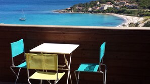 Property grounds - Villa facing the sea - 2/8 pers - 4 bedrooms - all comfort (Conca)