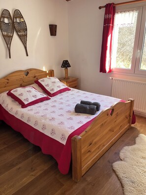 5 chambres, fer et planche à repasser, Wi-Fi