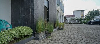 Hotel O Green Palm Kostel Syariah