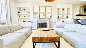 Smart TV, fireplace - Luxurious apartment 150m2 private garden 3 bedrooms, center historic Cathedral (Reims)