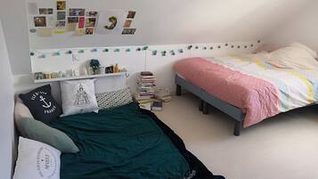 3 chambres, fer et planche Ă  repasser, accĂšs Internet