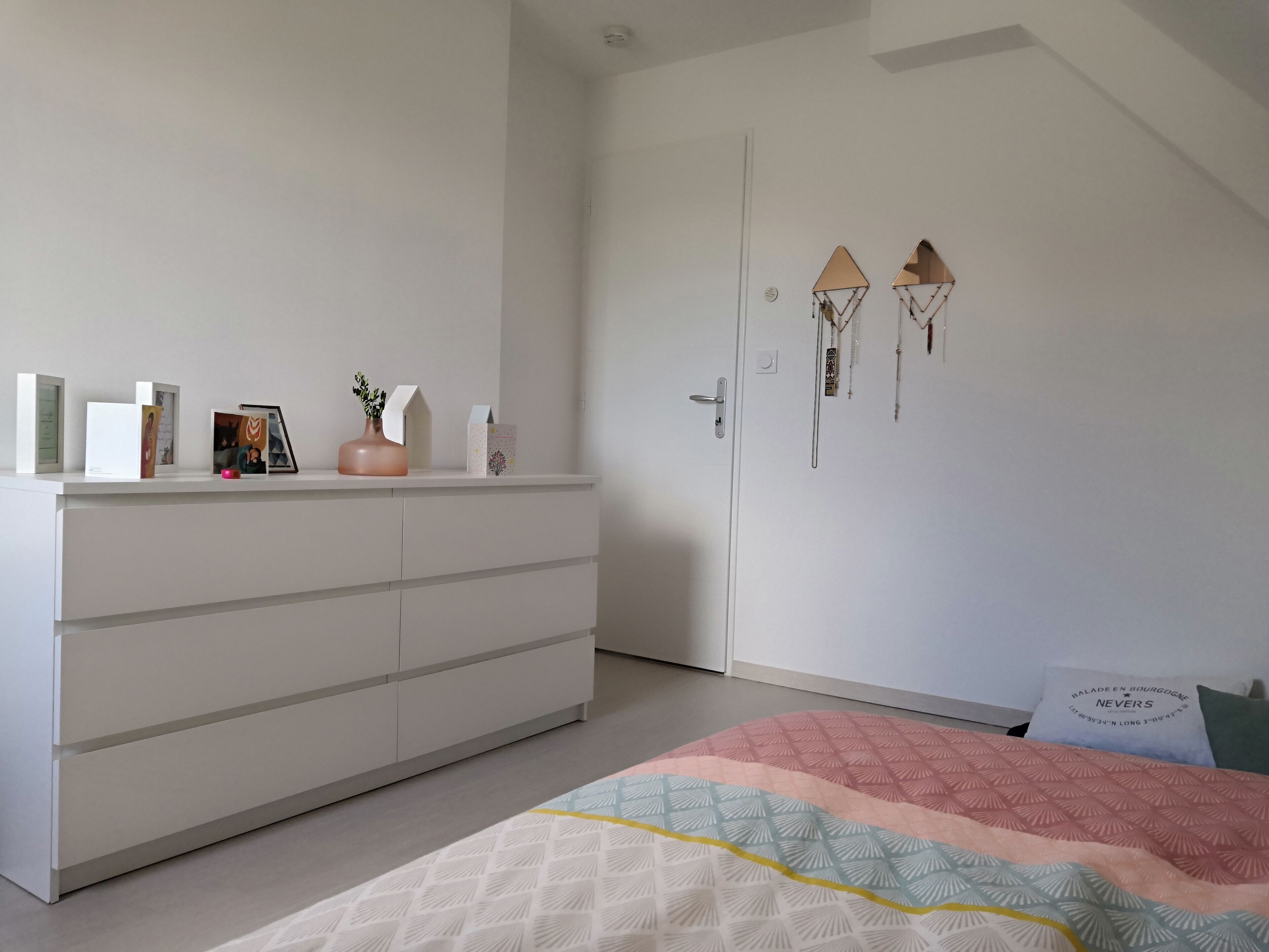 3 bedrooms, iron/ironing board, internet