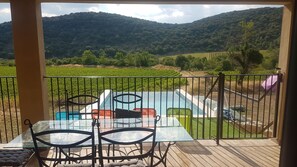 Outdoor pool - Beautiful Villa in a quiet (St Maurice d ibie)