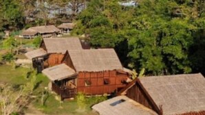 Exterior - D&W Beach Haven Bungalows (Chaung Thar)