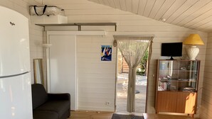 Living area - Maison pieds dans l'eau, vue mer dans une calanque 83220 Le PRADET ( Var) (Le Pradet)