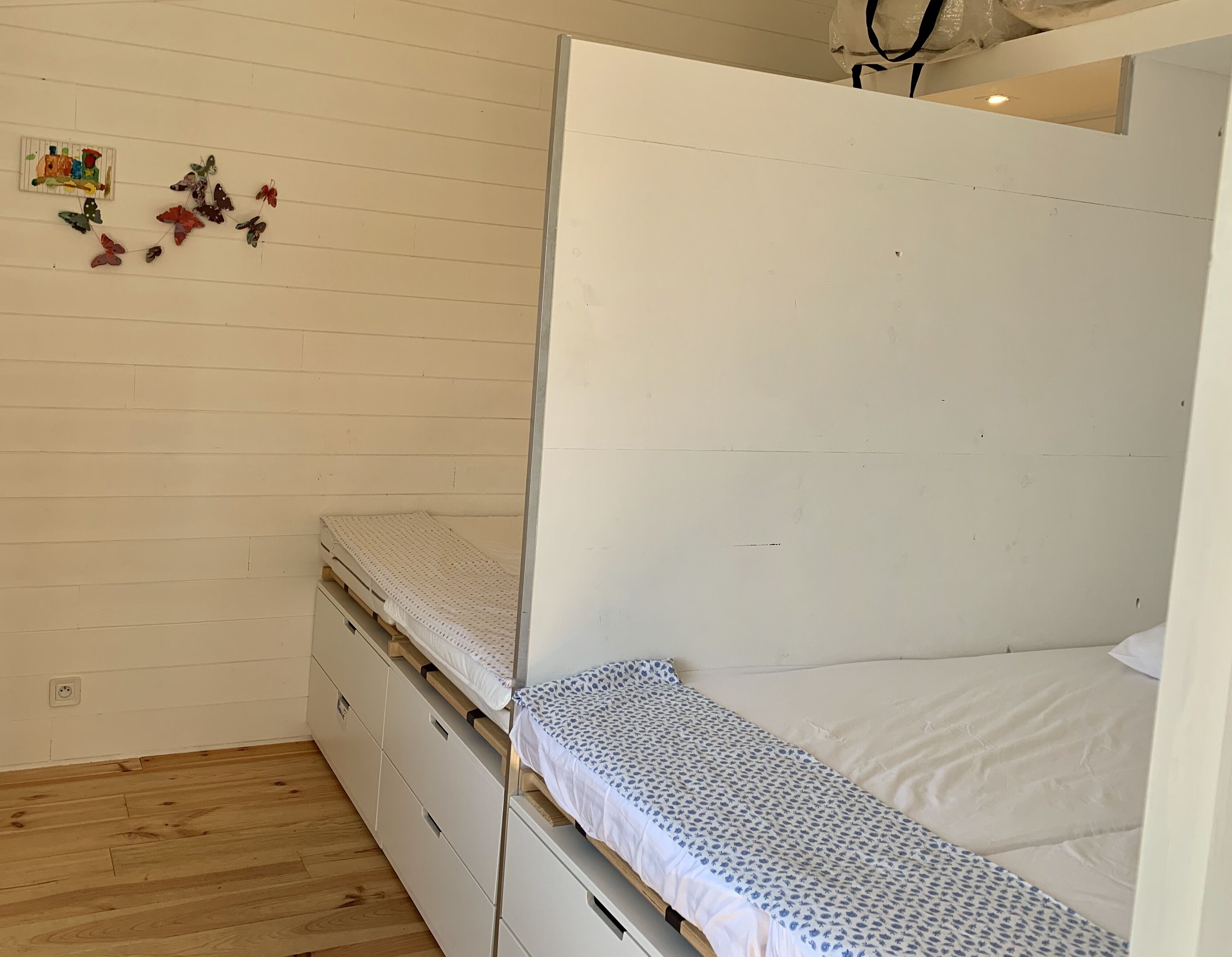 2 makuuhuonetta, ilmainen Wi-Fi, vuodevaatteet