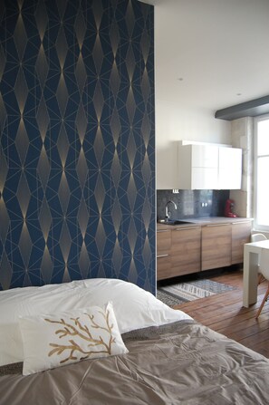 1 bedroom, iron/ironing board, travel cot, free WiFi