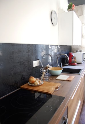 Fridge, microwave, oven, stovetop - Hyper Center FOURAS - Available all year round (Fouras)