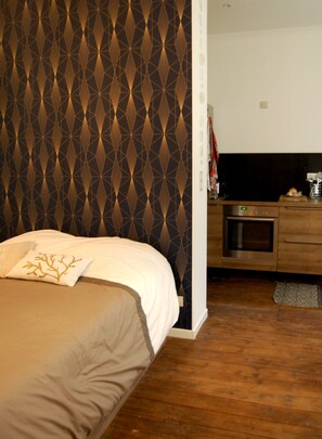 1 bedroom, iron/ironing board, travel crib, free WiFi - Hyper Center FOURAS - Available all year round (Fouras)