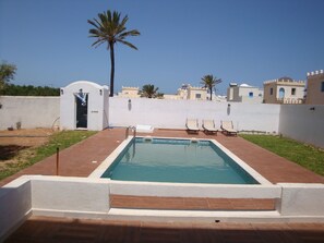 Piscine couverte, piscine extérieure