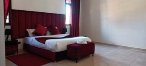 6 bedrooms, in-room safe, free WiFi - Beautiful villa with 5 exclusive suites in Marrakech and a private pool (Marrakech)