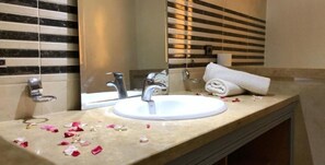 Towels - Beautiful villa with 5 exclusive suites in Marrakech and a private pool (Marrakech)