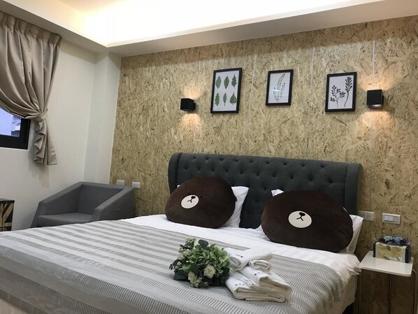 Comfort Double Room | Individually decorated, desk, blackout drapes, free WiFi