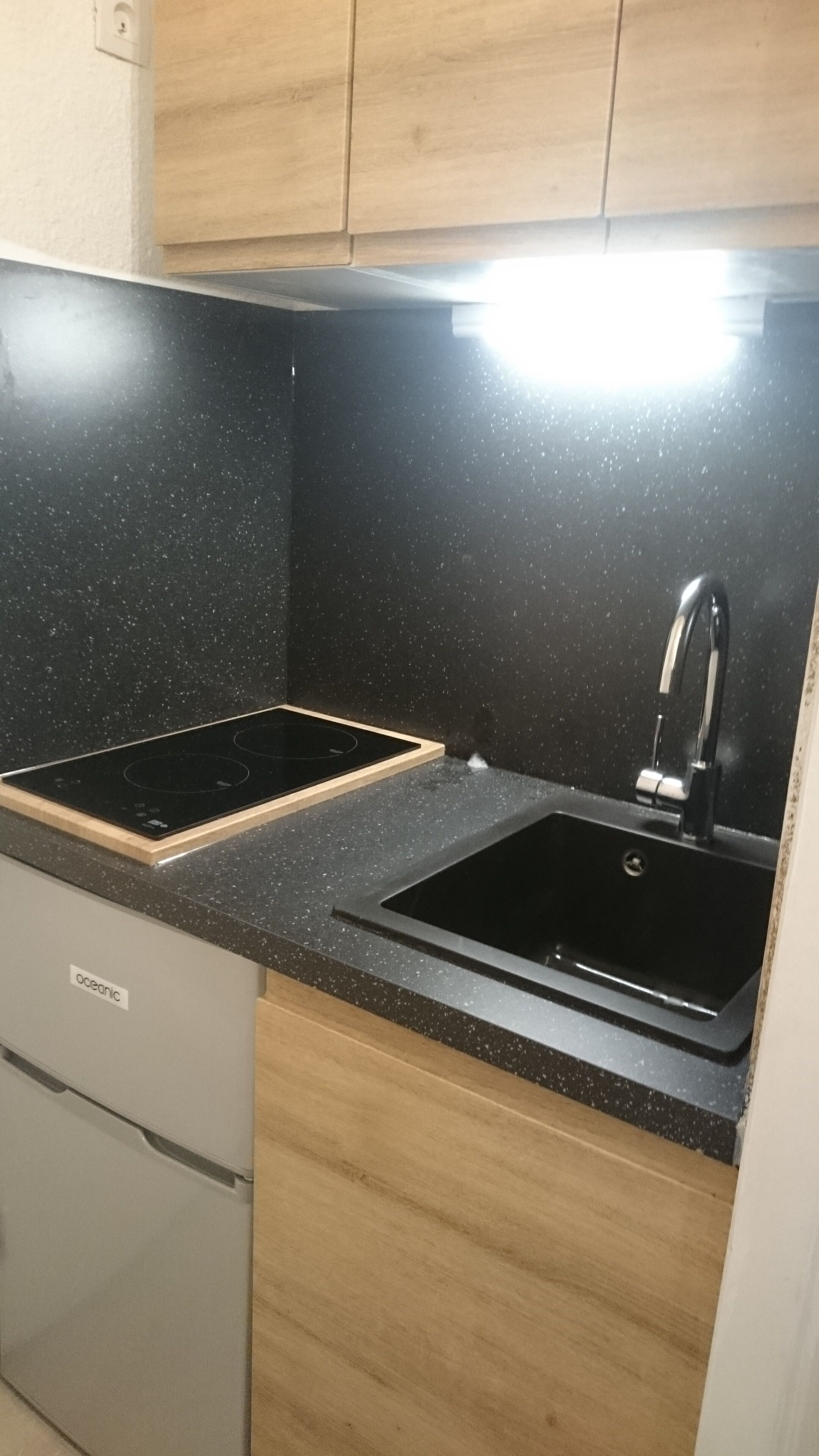 Fridge, microwave, coffee/tea maker, electric kettle