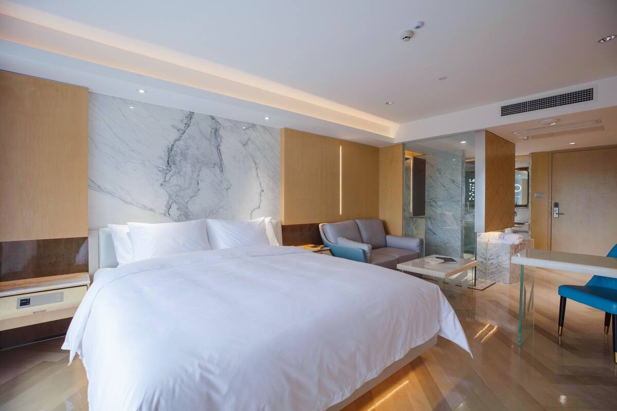 In-room safe, blackout curtains, soundproofing, iron/ironing board