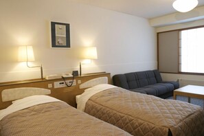 Twin Room | Bed sheets - Madarao Kogen Hotel (Myoko)