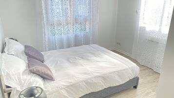 1 chambre, fer et planche à repasser, Wi-Fi, draps fournis