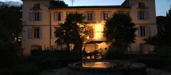 Spacious room with swimming pool (Toulouse-Albi)