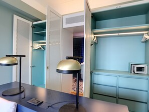 Interior - N&J - LAGOON PROMENADE - Central - Sea front (Niza)