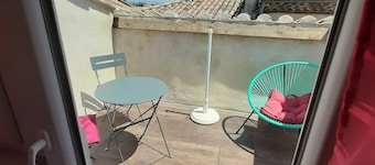 Appartement 103 gerenoveerd !!!07/2019 !!35 m2 met terras (3 slaapplaatsen)   