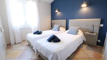 4 chambres, fer et planche Ă repasser, Wi-Fi gratuit, draps fournis