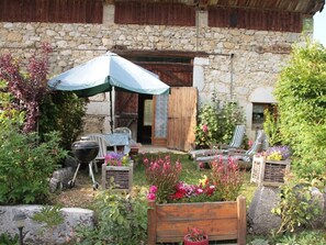 Property grounds - rental cottage in Chartreuse (Saint-Pierre-d'Entremont)