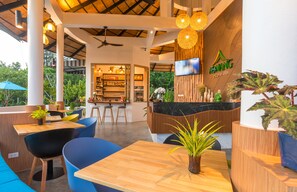 Lobby sitting area - Aonang Eco Villa (Krabi)