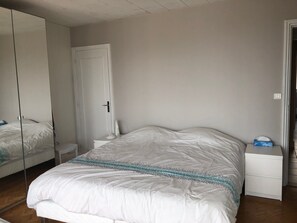 3 habitaciones y ropa de cama 