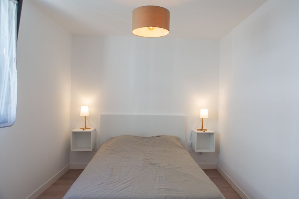 2 bedrooms, desk, iron/ironing board, free WiFi