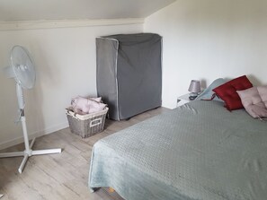 3 sovrum och strykjärn/strykbräda