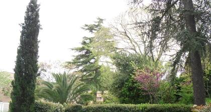 PRIORY CHAPEL 5 stars 75m2 + 2 swimming pools