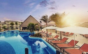 Pool - Luxury Suite in Moon Palace  Cancún (Cancún)