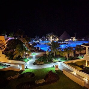 Property grounds - Luxury Suite in Moon Palace  Cancún (Cancún)