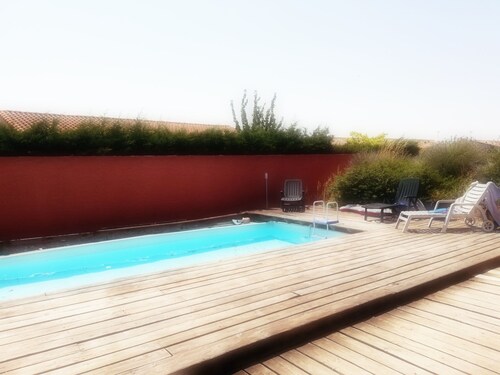 comfortable villa full foot