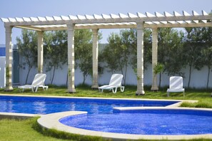 Piscine extérieure