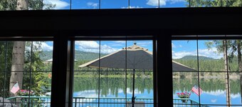 Waterfront Pend Oreille -Priest River near Sandpoint
8/9-8/15 & 8/22- Oct OPEN!