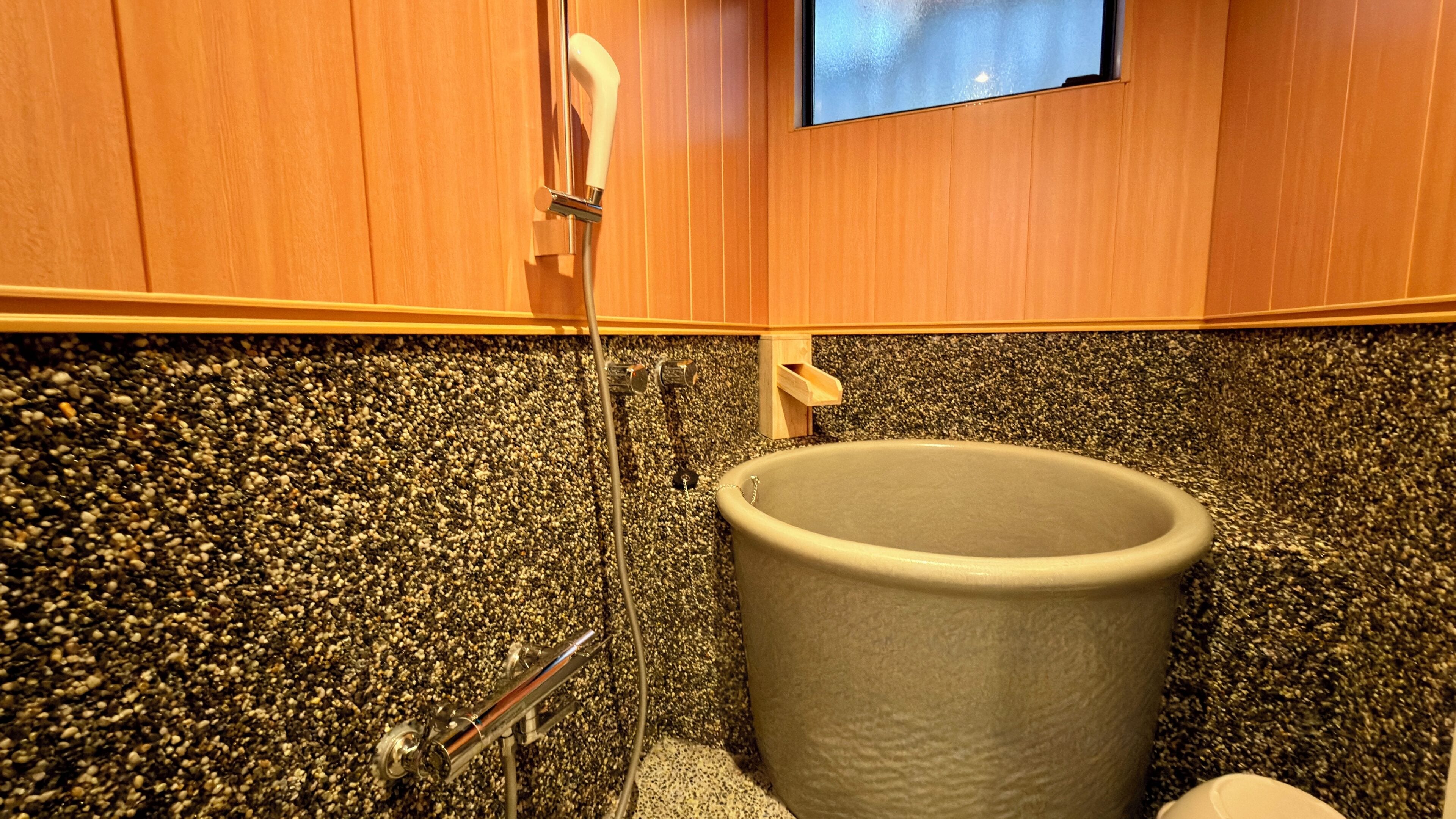 Casa em estilo japonês (No.1) | Banheiro | Banheira e chuveiro separados, banheira de imersão