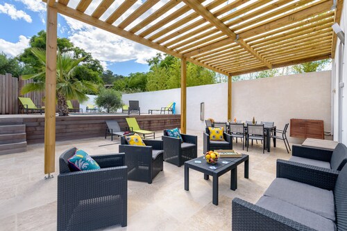 Villa Holidays****Piscine privée & chauffée - clim