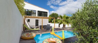 Villa Holidays****Piscine privée & chauffée - clim