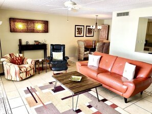 TV, DVD player, books, stereo