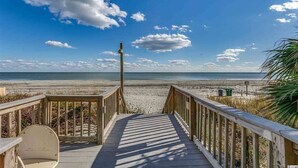 Beach nearby - Azure Bliss. Oceanfront Condo. Sleeps 6. (Myrtle Beach)