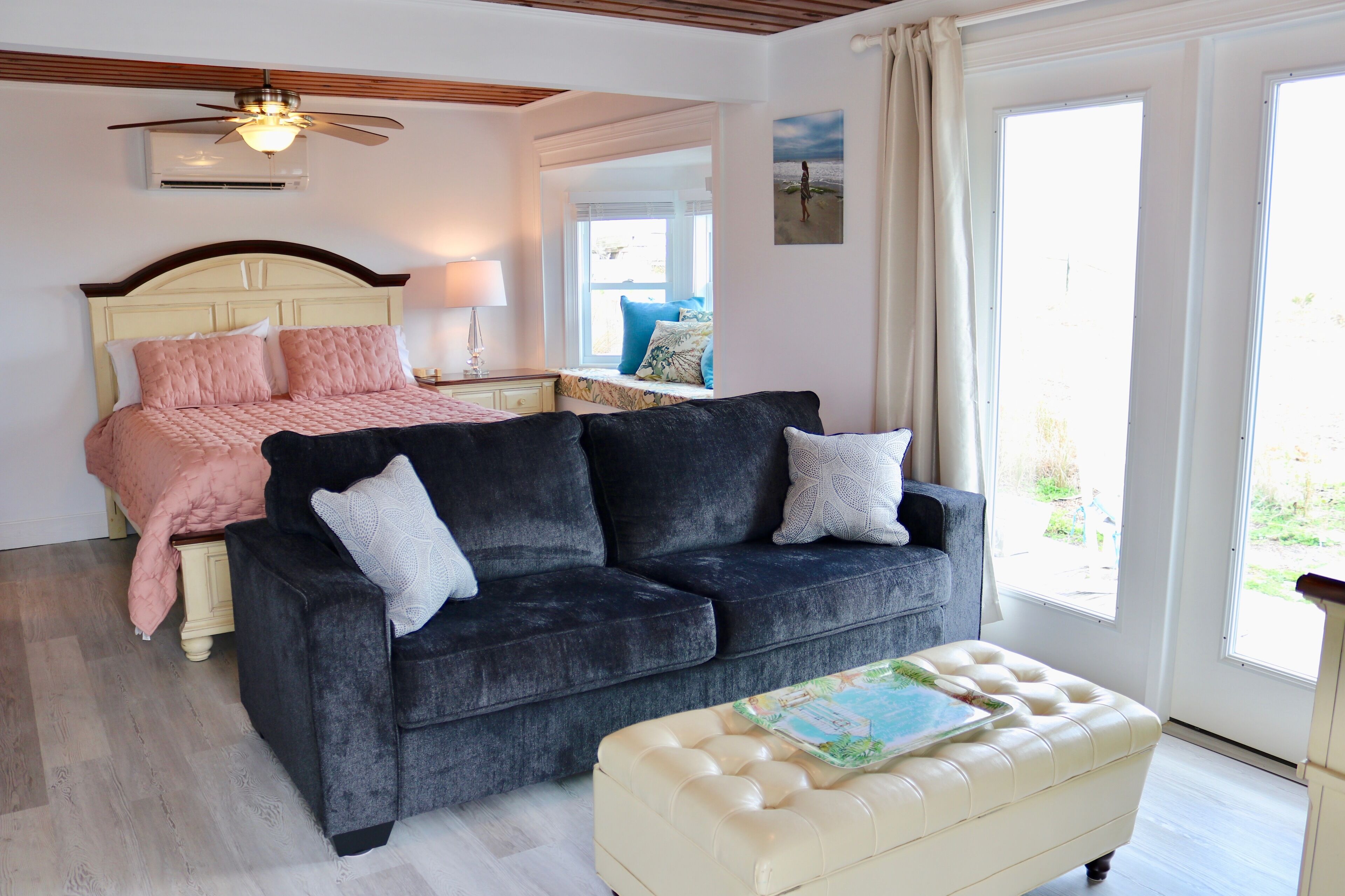 UNIT #4 Crystal Shores Irresistible Ocean Front End Unit