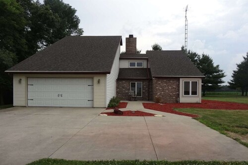 Country living 4 Bedroom House