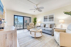 Televisión y oficina