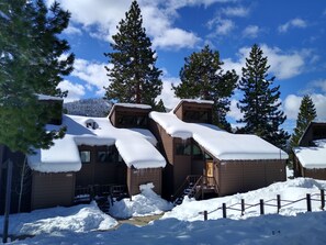 Exterior - Beautiful View for a Great Price! 2 bed/2 bath condo with loft in Northstar (Truckee)