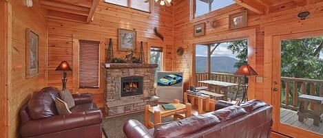 Fernseher, Kamin, Videospiele, DVD-Player