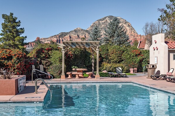 Outdoor pool, a heated pool