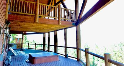14,229sqft Estate on 8ac w/ 4100sqft Guest home TikiBar HotTub Overlooking GNP!